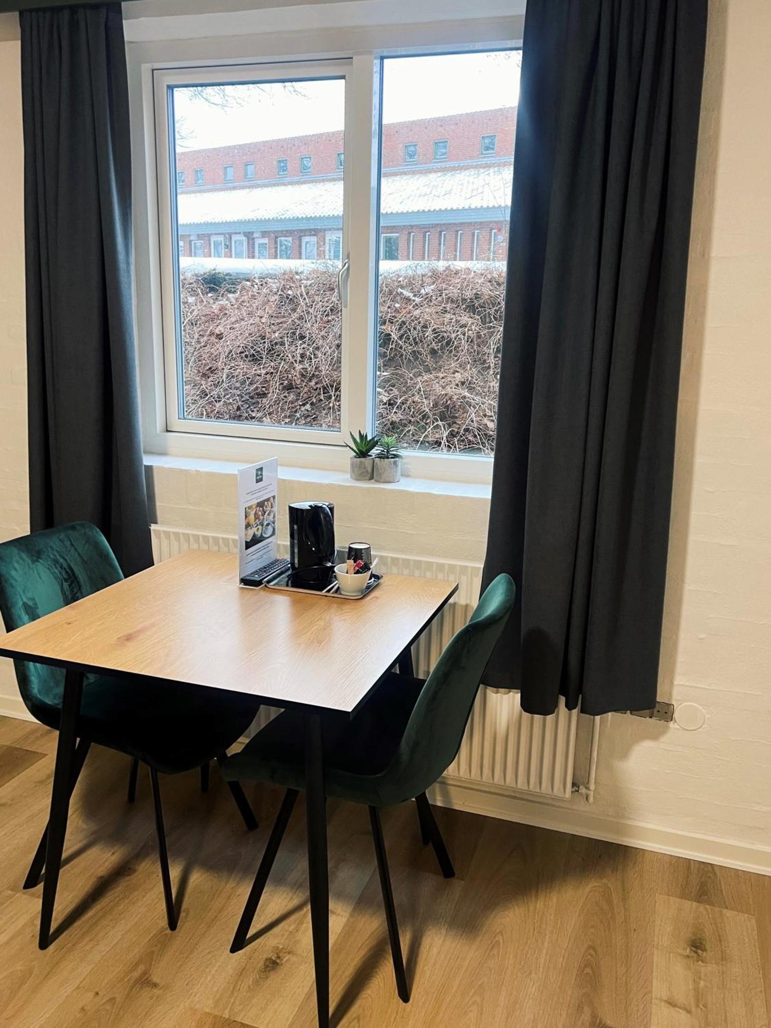Koncepthotel Oksbøl Kültér fotó